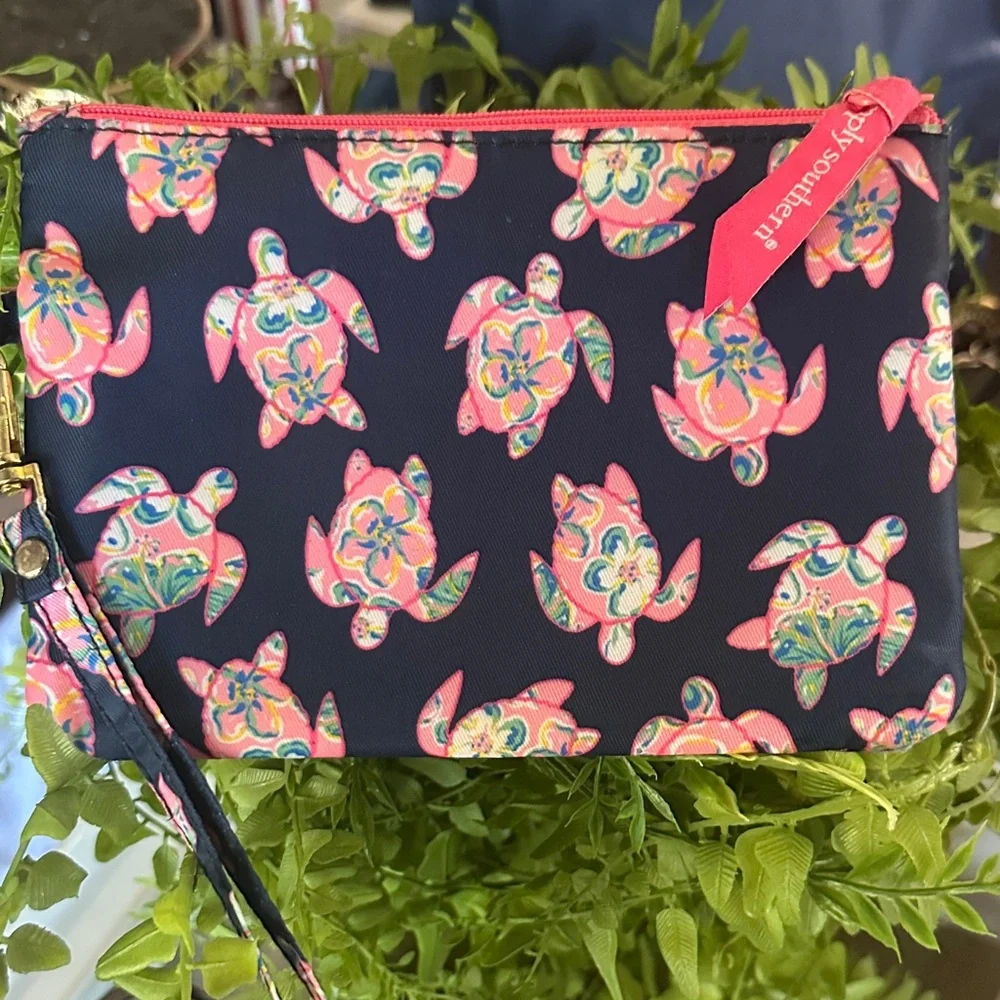 🩷 🐢 Simply Southern Navy and Pink Turtle Wristlet Wallet /Phone Carrier 🩷🐢